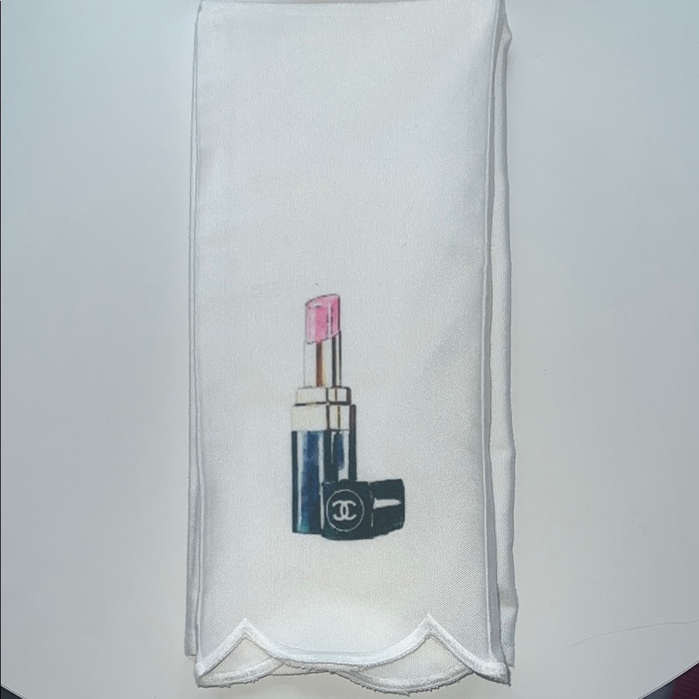 Pink Lipstick Luxurious Cloth